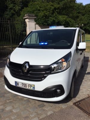 RENAULT TRAFIC L1H1 2 places aménagement professionnel