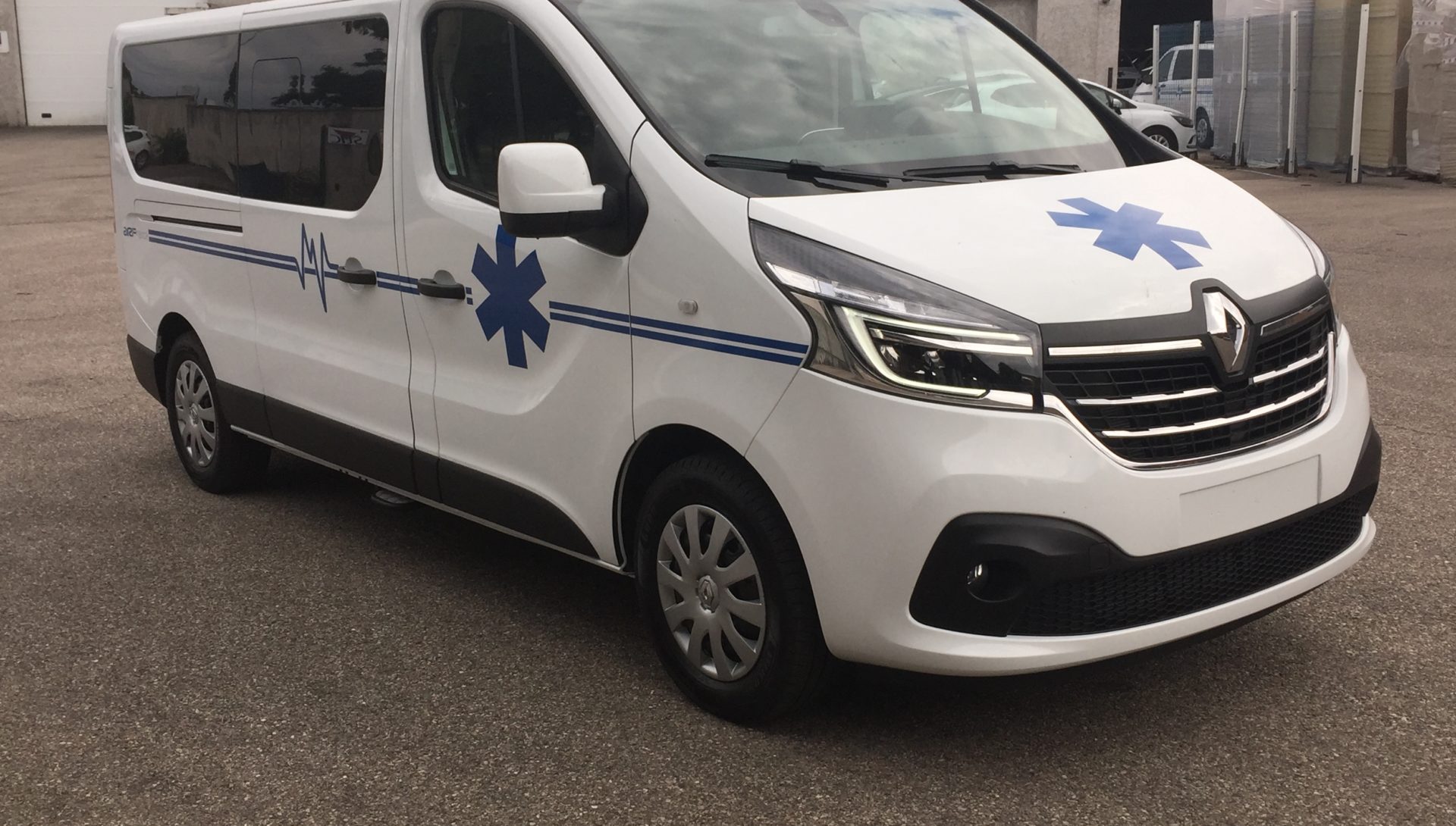 RENAULT Trafic