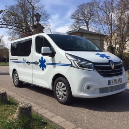 Ambulance RENAULT TRAFIC  L1H1 et L2H1  AR.France