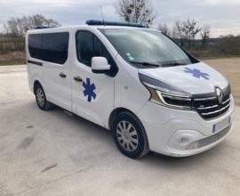 Ambulance RENAULT Trafic  L1h1 170 CV Boite Automatique
