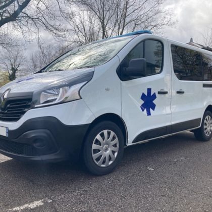 Ambulance RENAULT Trafic L1h1 de 11/2019 Type A1 avec 148.000kms