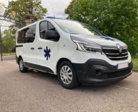 Ambulance RENAULT Trafic L1H1 145cv  Boite Auto  02/2021 avec 138.000 kms