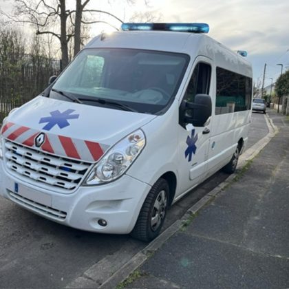 Nouveau Ambulances RENAULT Master L2h2 150cv type B