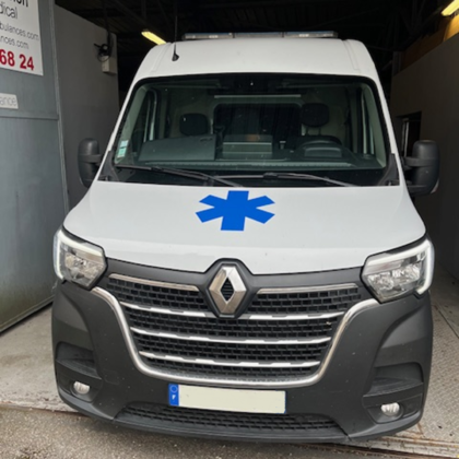 Ambulance RENAULT Master GIFA- L2h2- 165cv -2021- Brancard Electrique + Kit Bariatrique